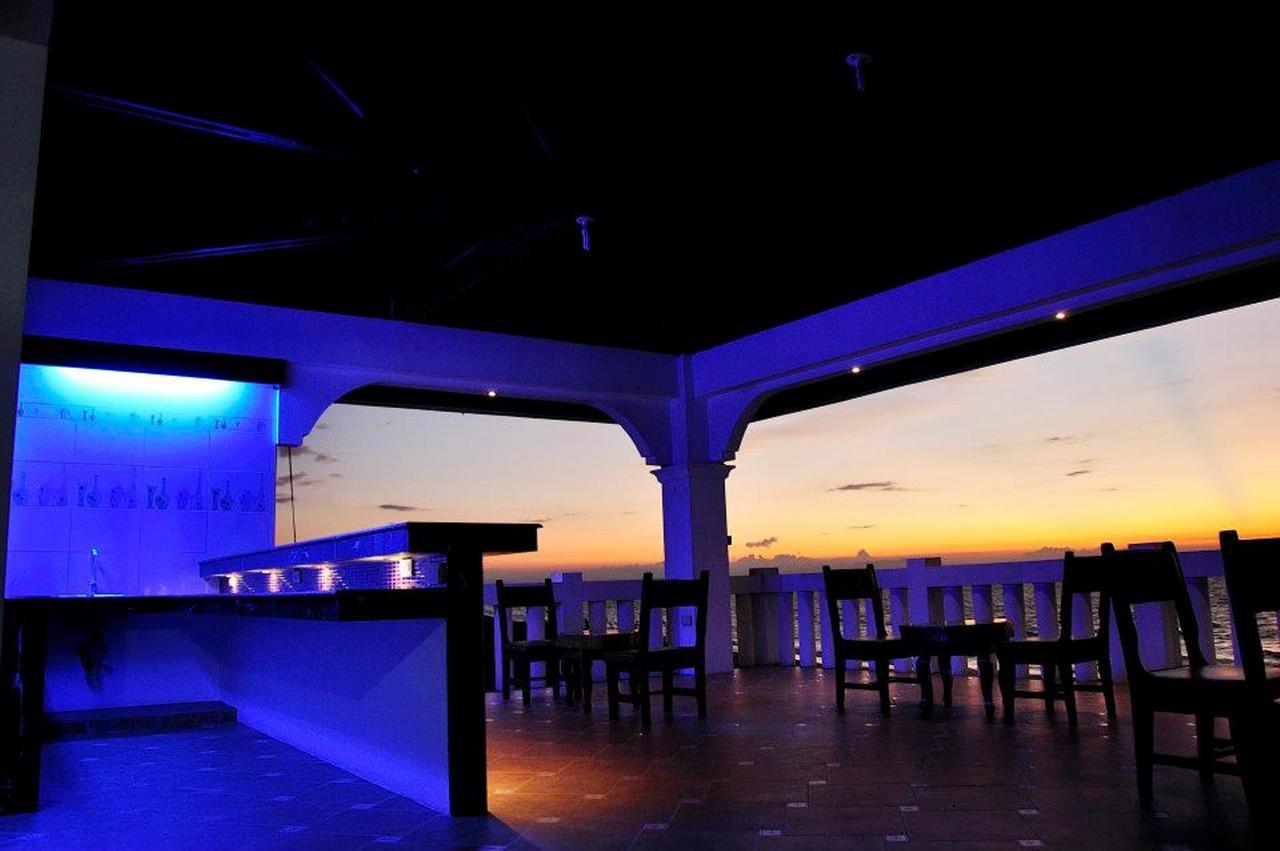 Happy Ripples Beach Resort Mabilao Exterior photo