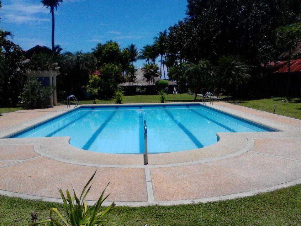 Happy Ripples Beach Resort Mabilao Exterior photo